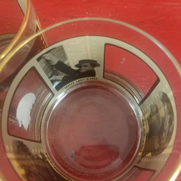 Vintage The Roaring 20s Themed Glass Tumblers - Picture 5 of 7